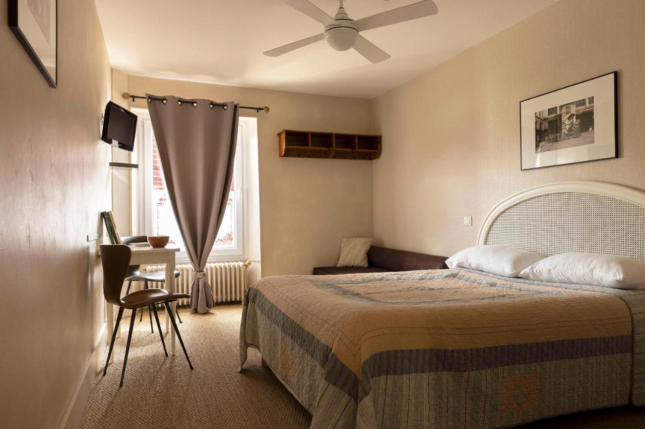 L'Edgar Hotel Port-Lesney Bagian luar foto