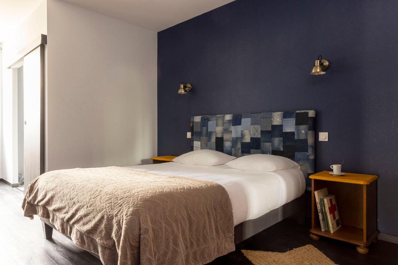 L'Edgar Hotel Port-Lesney Bagian luar foto